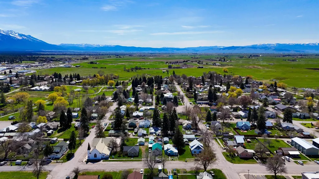 421 Adams Street SW Ronan MT 59864