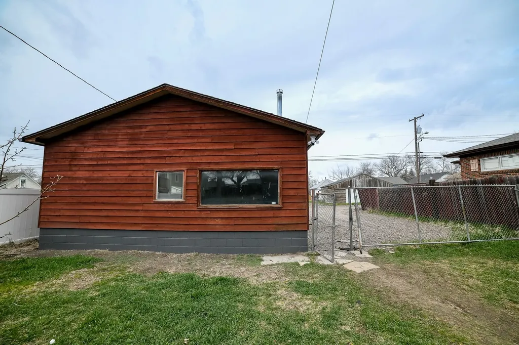 1111 9th Avenue S Great Falls MT 59405