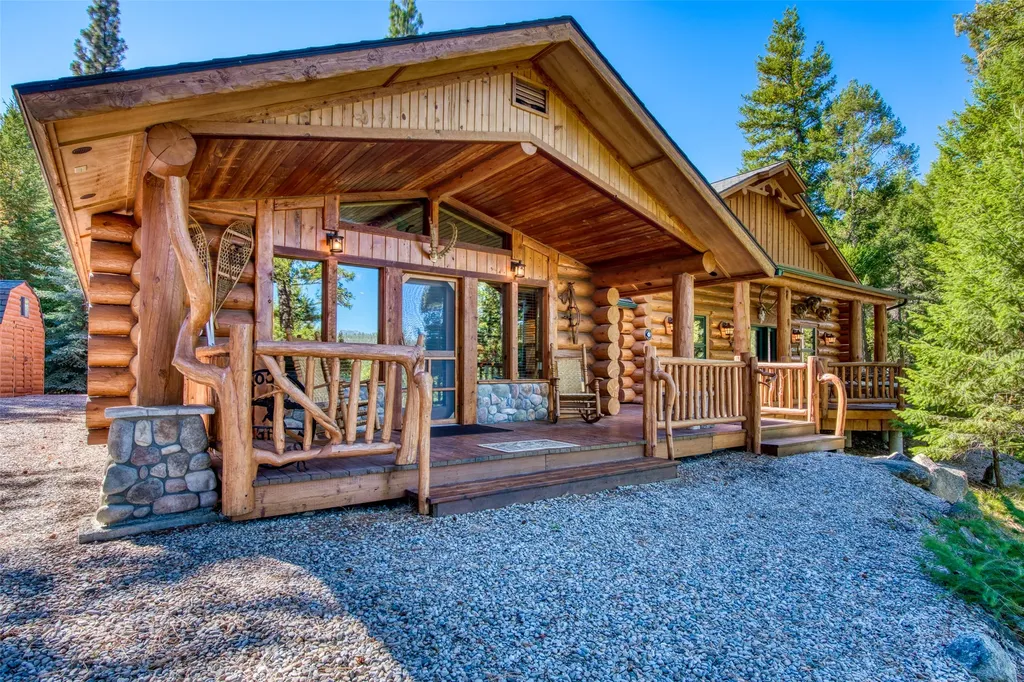 541 Raven Wood Darby MT 59829