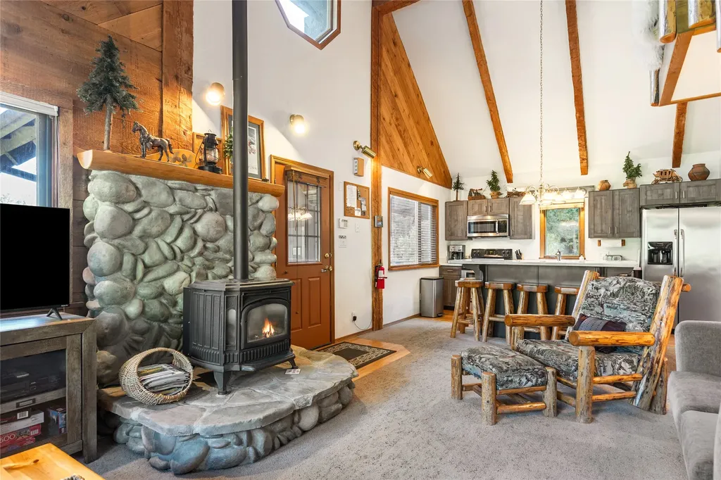 3835 Alpine Glow Avenue Whitefish MT 59937