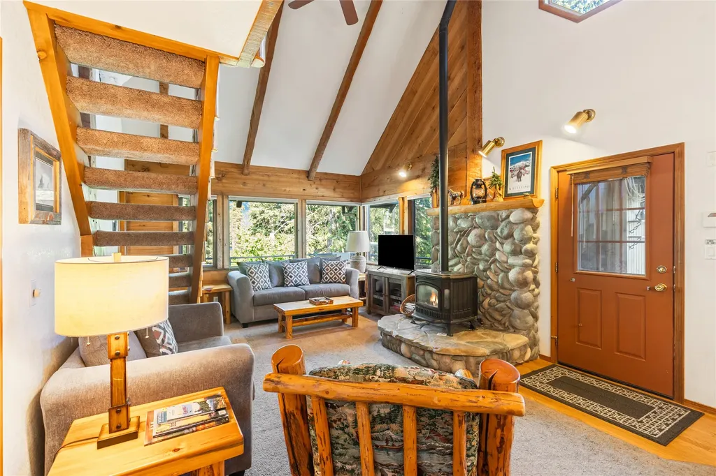 3835 Alpine Glow Avenue Whitefish MT 59937