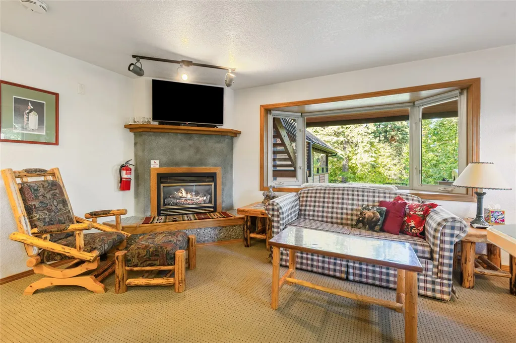 3835 Alpine Glow Avenue Whitefish MT 59937