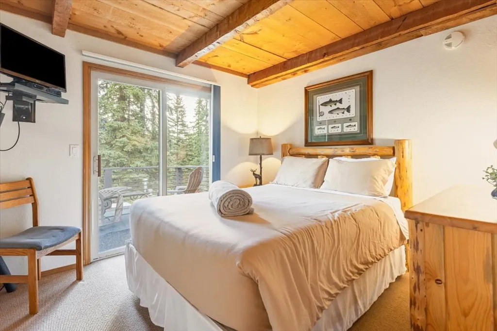 3835 Alpine Glow Avenue Whitefish MT 59937