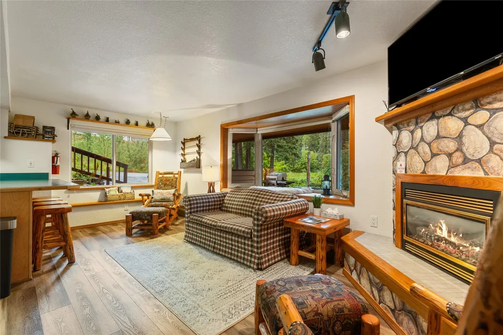 3835 Alpine Glow Avenue Whitefish MT 59937