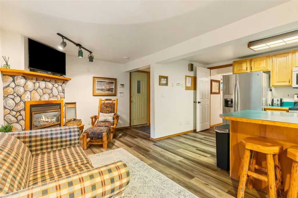 3835 Alpine Glow Avenue Whitefish MT 59937