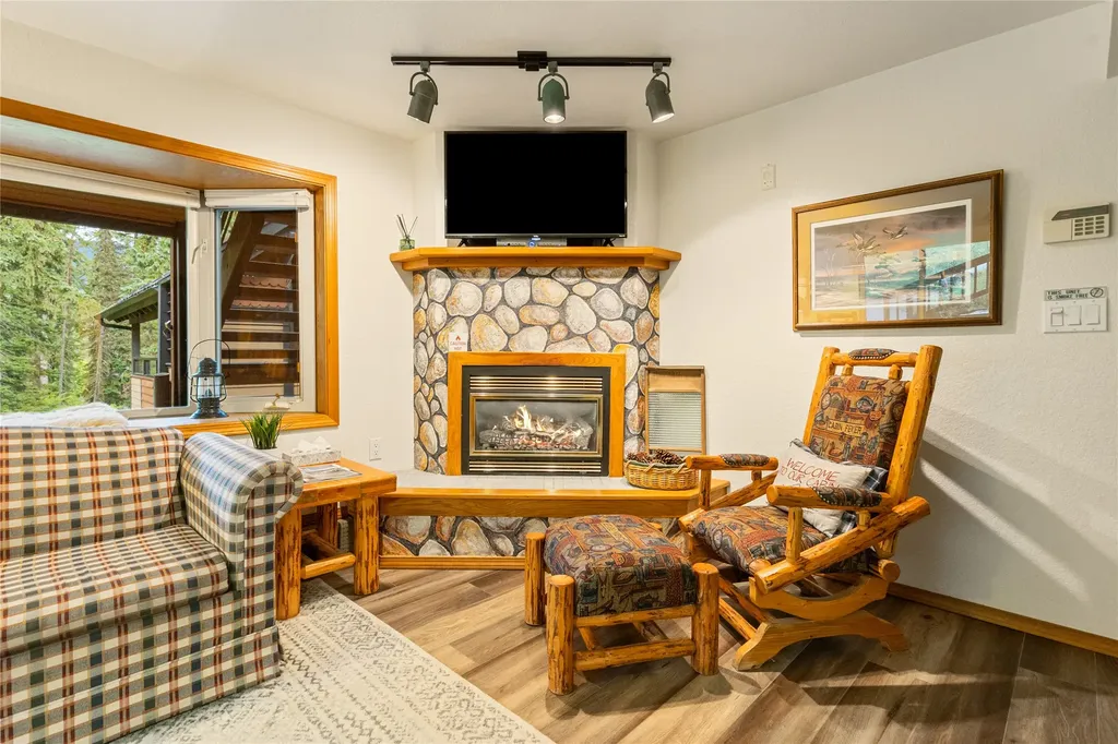 3835 Alpine Glow Avenue Whitefish MT 59937
