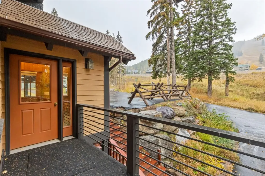 3835 Alpine Glow Avenue Whitefish MT 59937