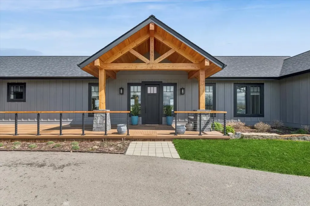 2477 Whitefish Stage Kalispell MT 59901