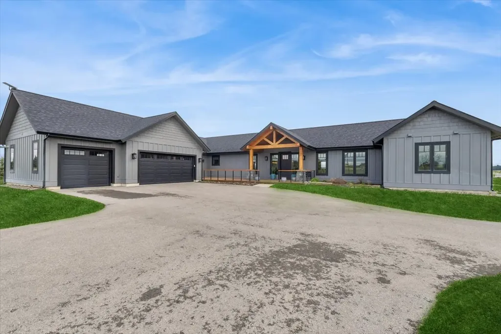 2477 Whitefish Stage Kalispell MT 59901