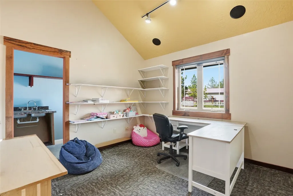 5516 Old Us Highway 93 Florence MT 59833