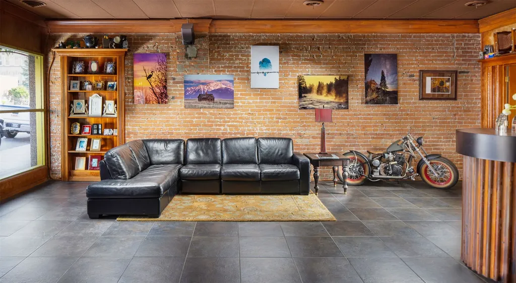 817 S Higgins Avenue Missoula MT 59801