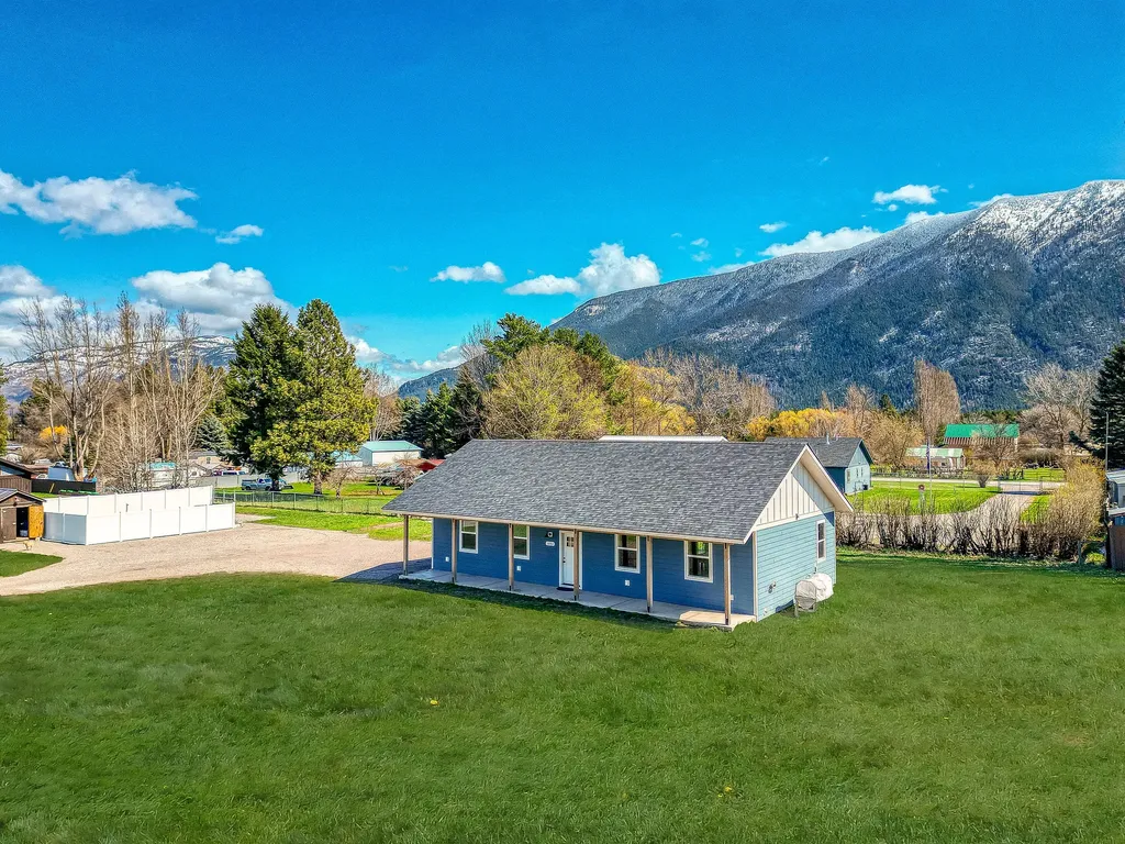 1093 Roost Way Columbia Falls MT 59912