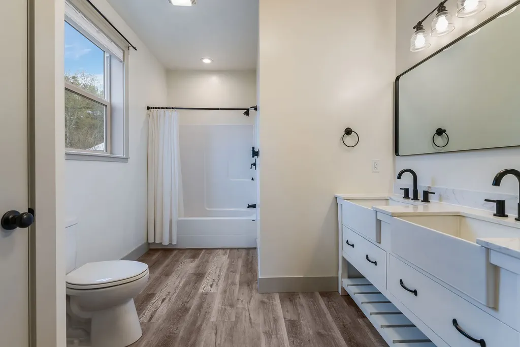 1093 Roost Way Columbia Falls MT 59912