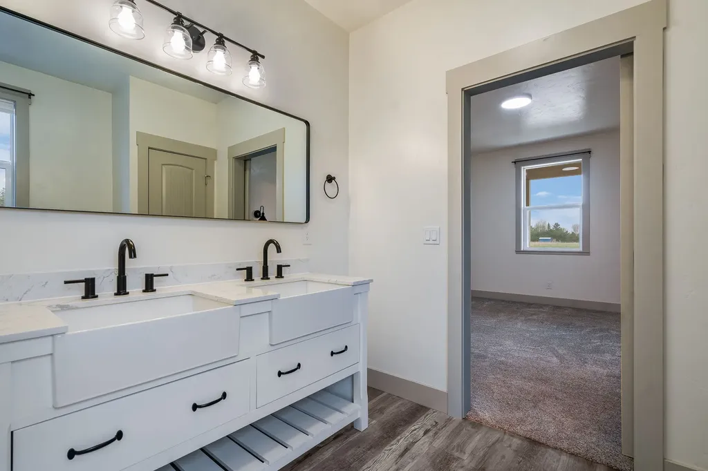 1093 Roost Way Columbia Falls MT 59912