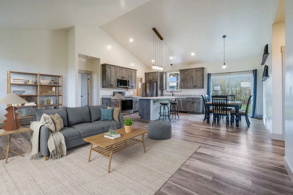 1093 Roost Way Columbia Falls MT 59912