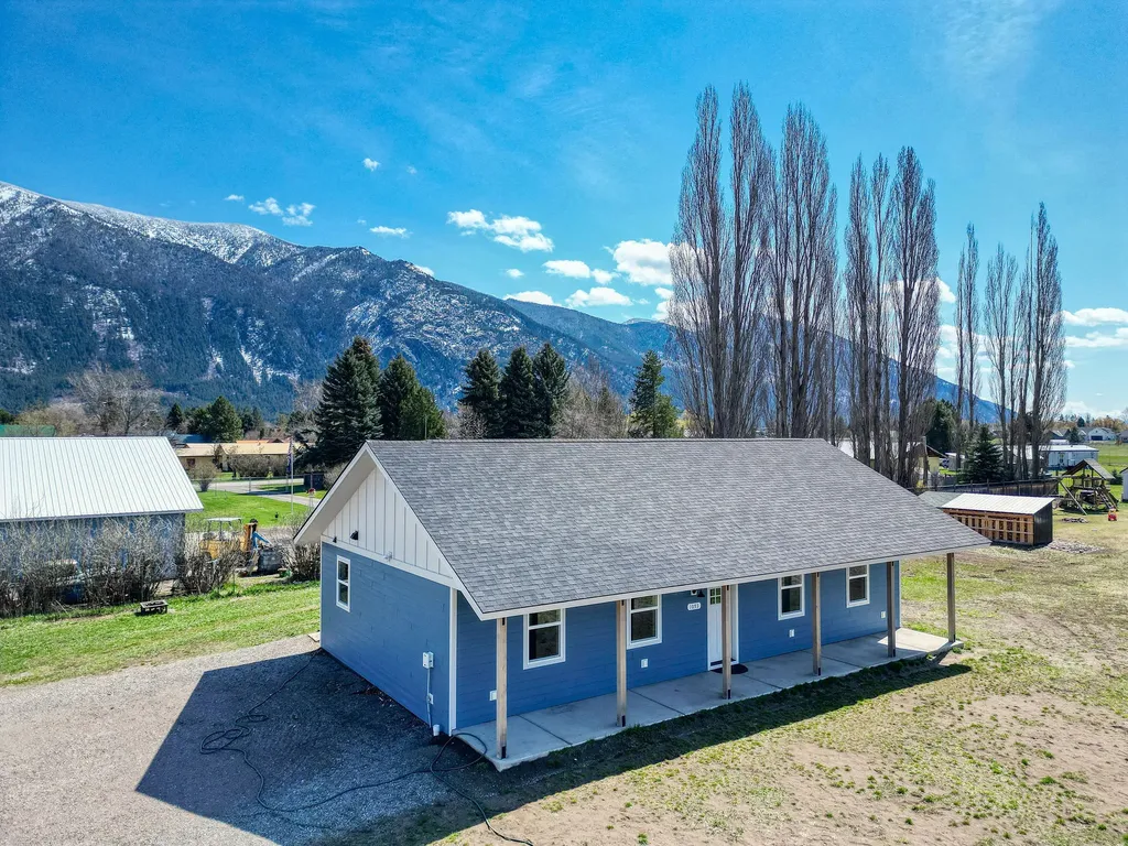 1093 Roost Way Columbia Falls MT 59912