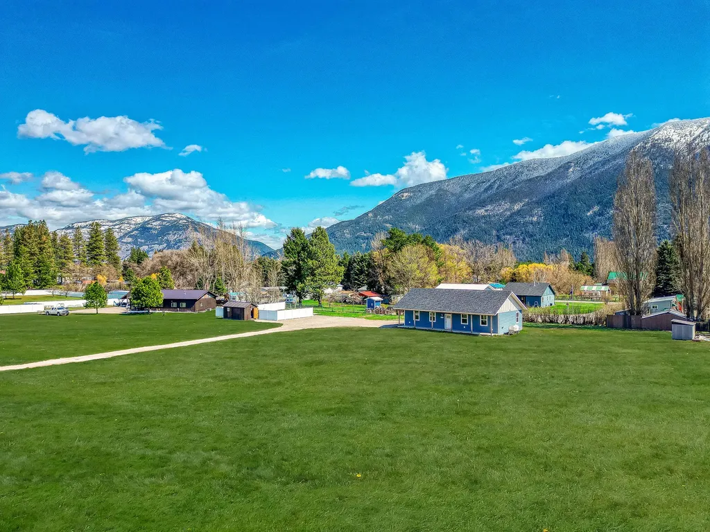 1093 Roost Way Columbia Falls MT 59912