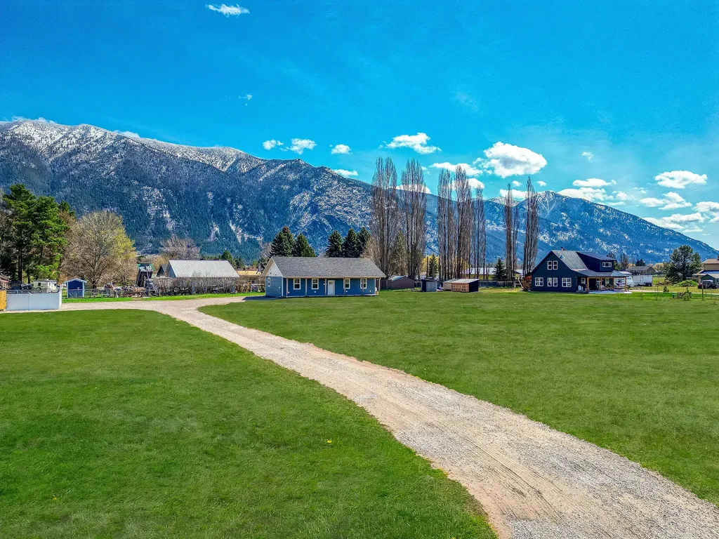 1093 Roost Way Columbia Falls MT 59912