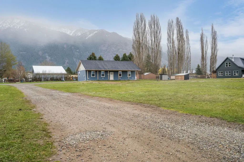 1093 Roost Way Columbia Falls MT 59912