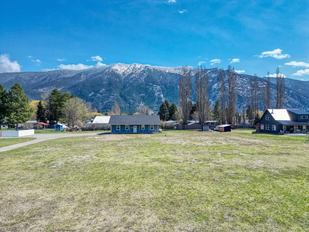 1093 Roost Way Columbia Falls MT 59912