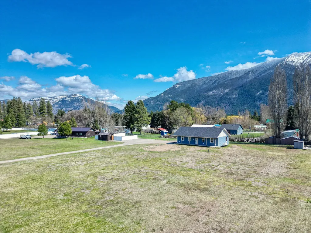 1093 Roost Way Columbia Falls MT 59912
