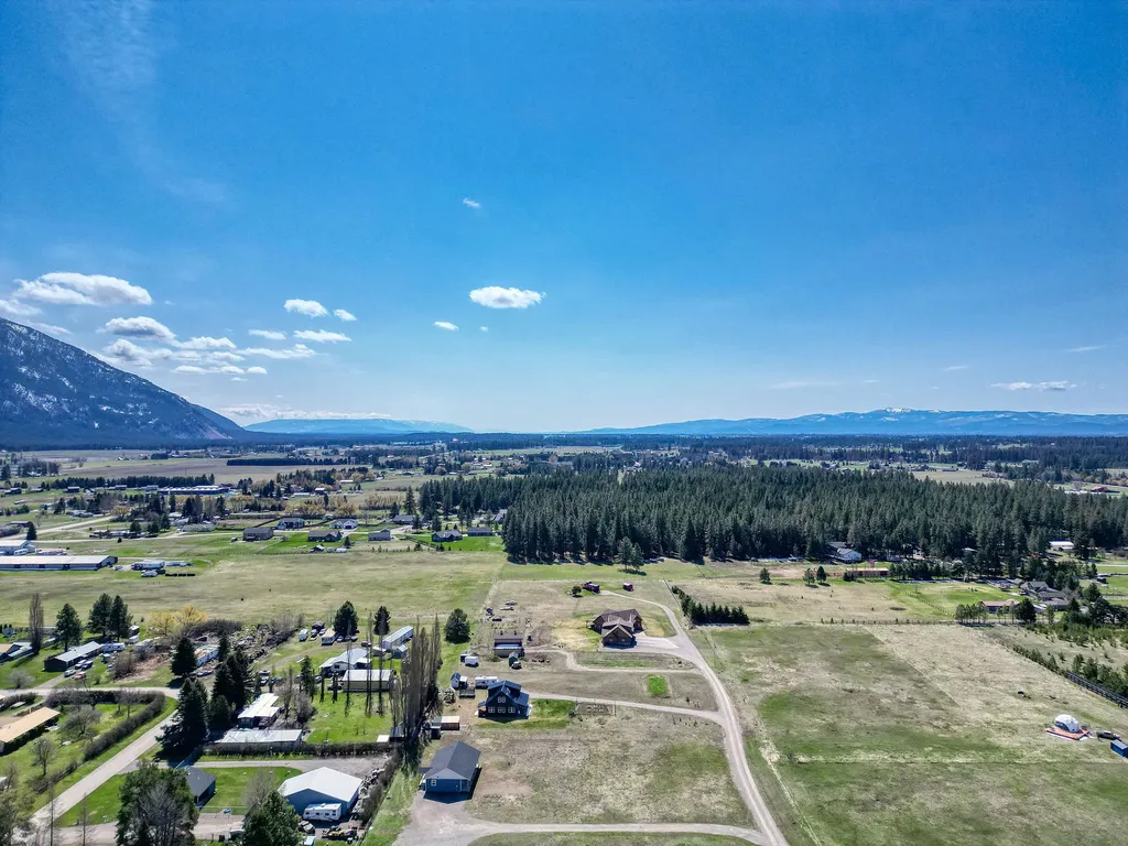 1093 Roost Way Columbia Falls MT 59912