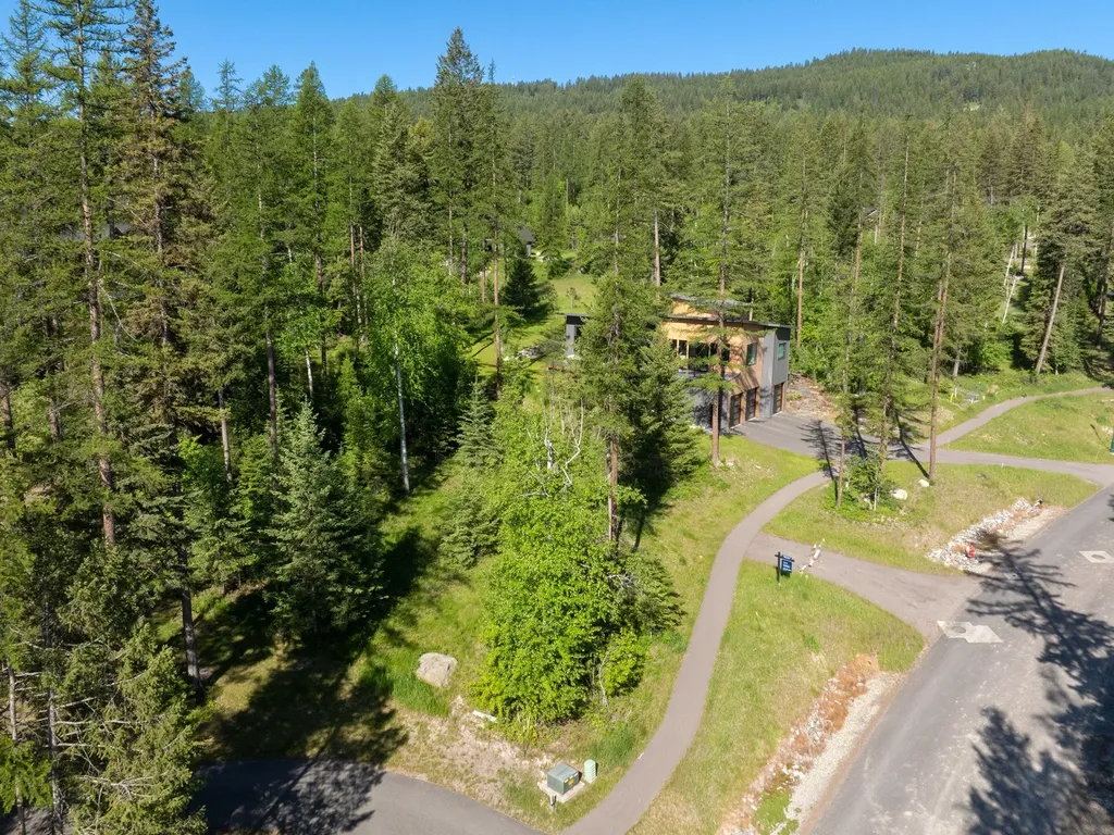 308 Haugen Heights Whitefish MT 59937