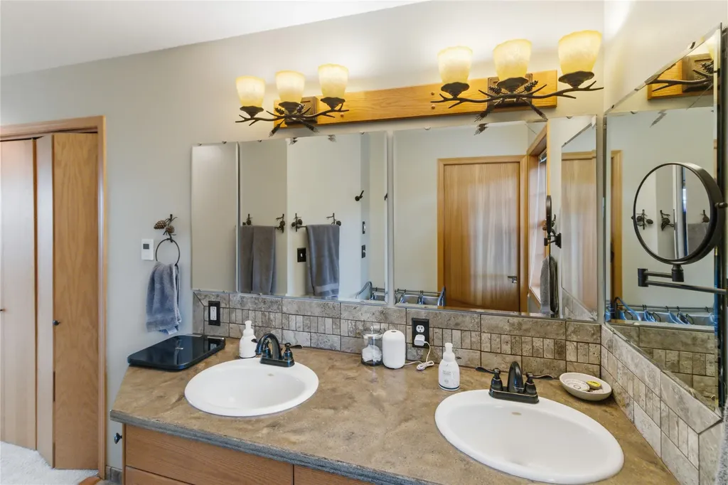 6035 Shawn Drive Helena MT 59602