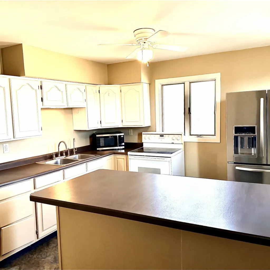 6421 Us Hwy 2 E Havre MT 59501