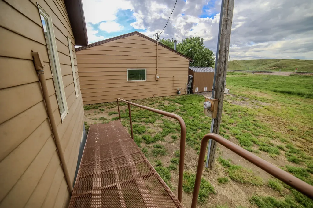 6421 Us Hwy 2 E Havre MT 59501