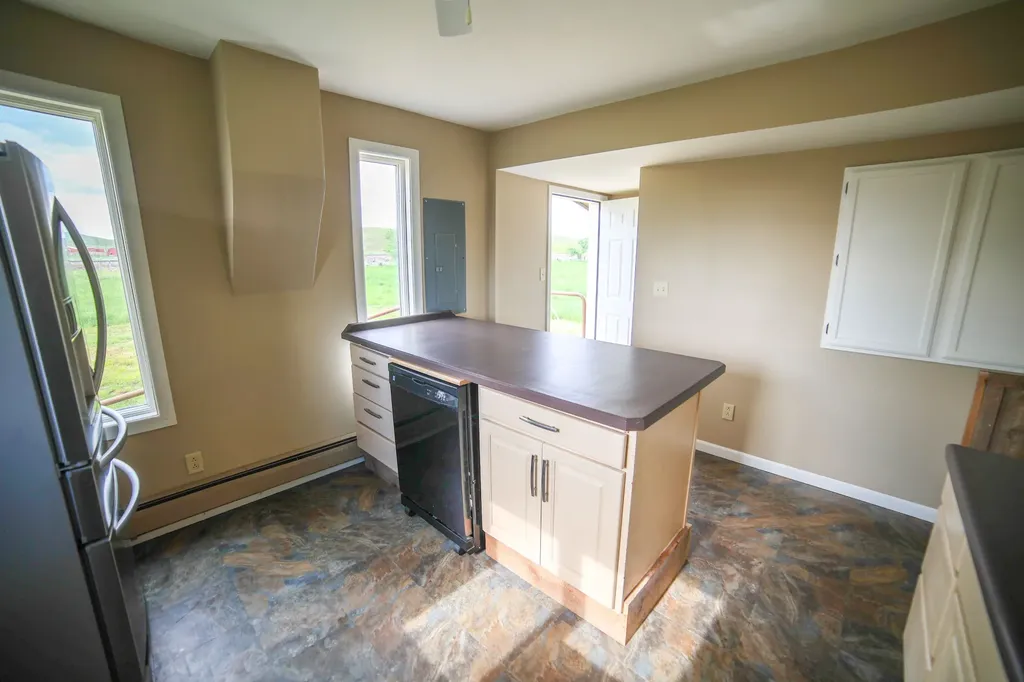 6421 Us Hwy 2 E Havre MT 59501