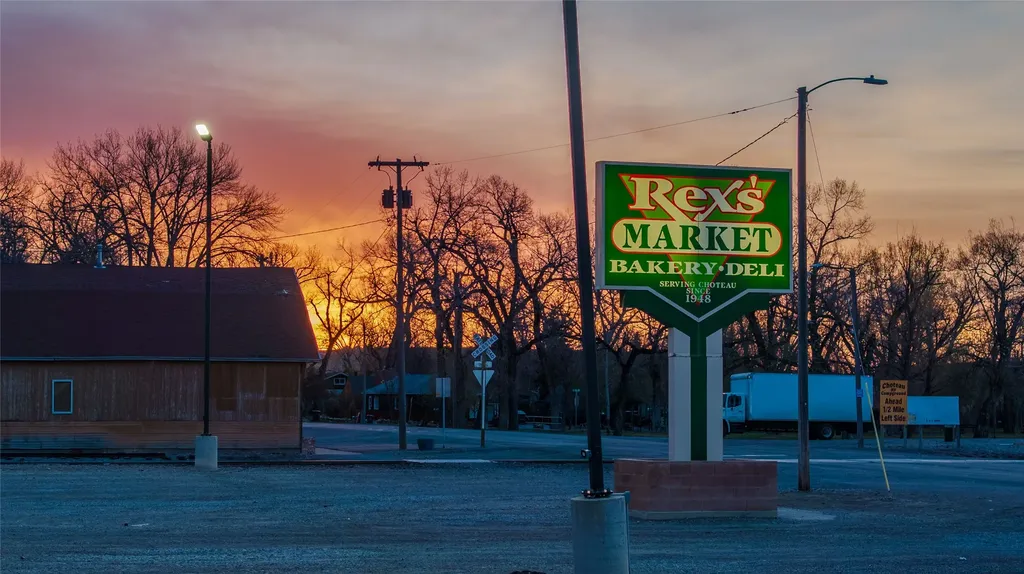 29 1st Street Choteau MT 59422