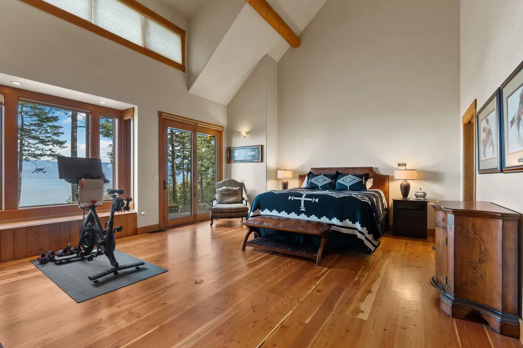 18090 Demersville Wagon Road Lakeside MT 59922