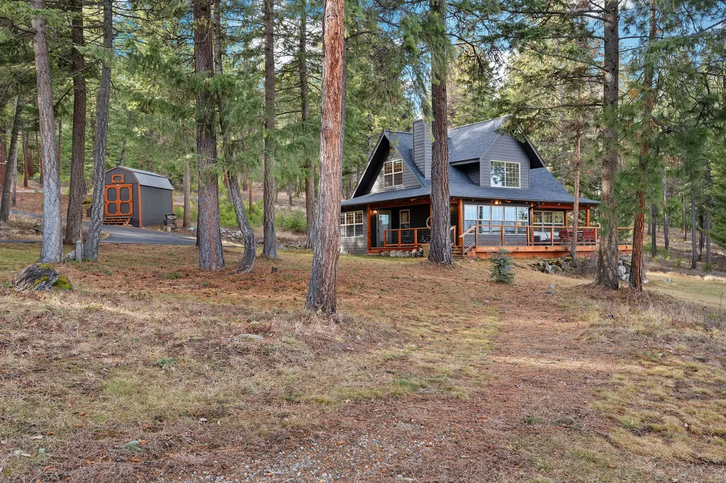 18090 Demersville Wagon Road Lakeside MT 59922