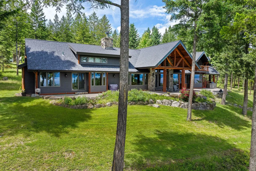 18090 Demersville Wagon Road Lakeside MT 59922