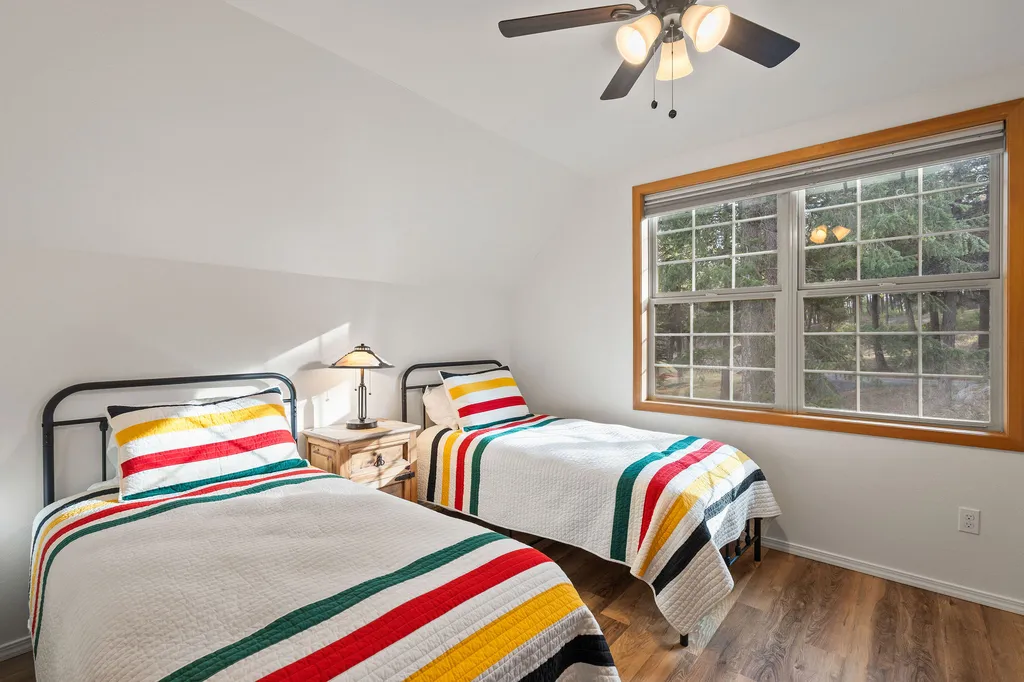 18090 Demersville Wagon Road Lakeside MT 59922