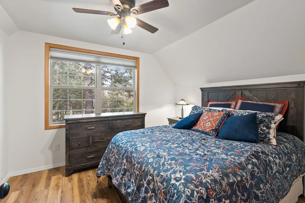18090 Demersville Wagon Road Lakeside MT 59922