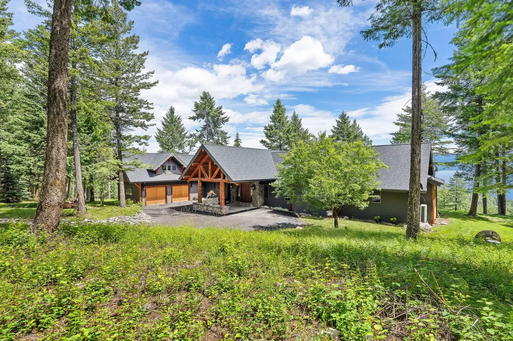 18090 Demersville Wagon Road Lakeside MT 59922