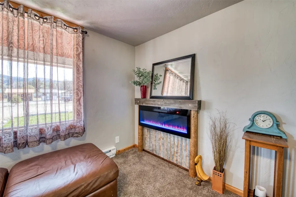 211 S Main Street Darby MT 59829