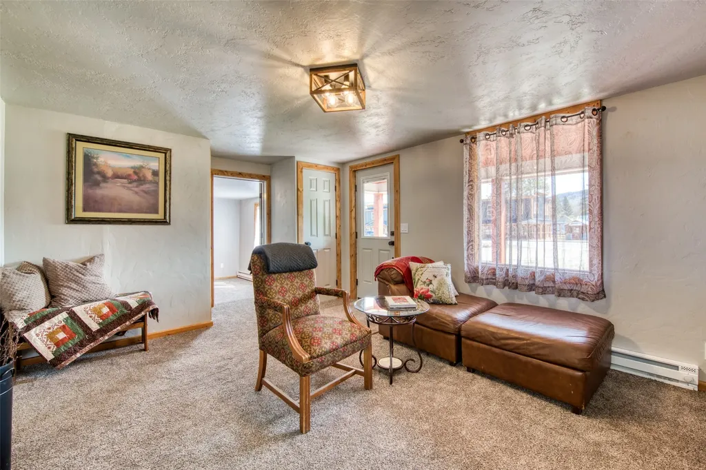 211 S Main Street Darby MT 59829