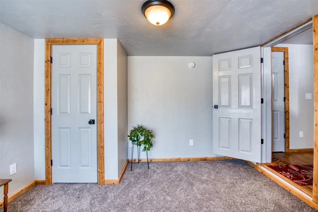 211 S Main Street Darby MT 59829