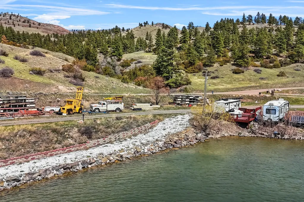 2032 Beartooth Road Wolf Creek MT 59648