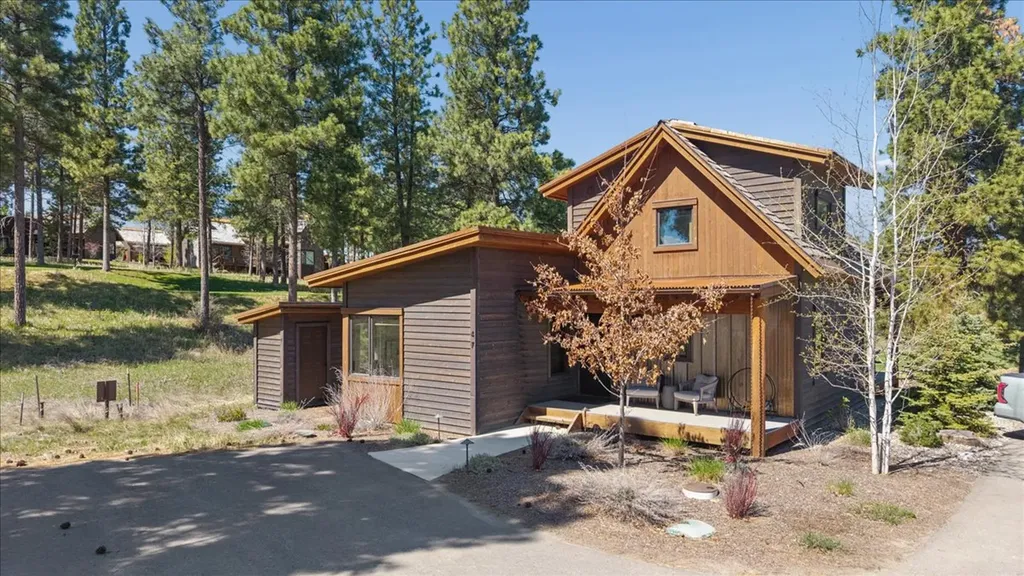 47 Cottage Lake Lane Eureka MT 59917