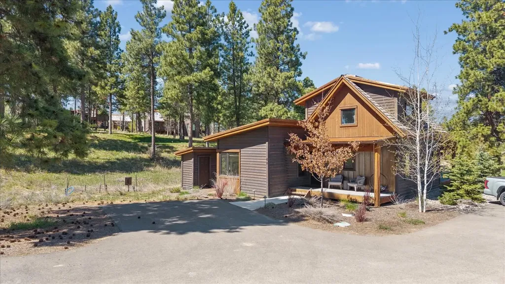 47 Cottage Lake Lane Eureka MT 59917