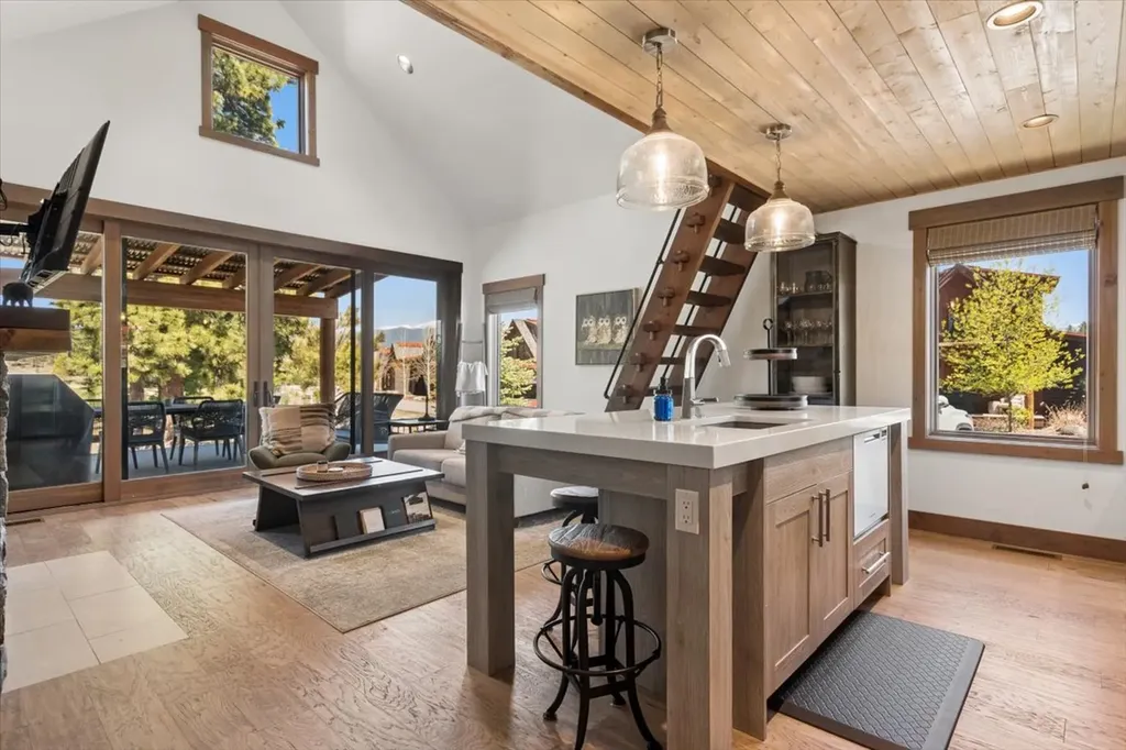 47 Cottage Lake Lane Eureka MT 59917