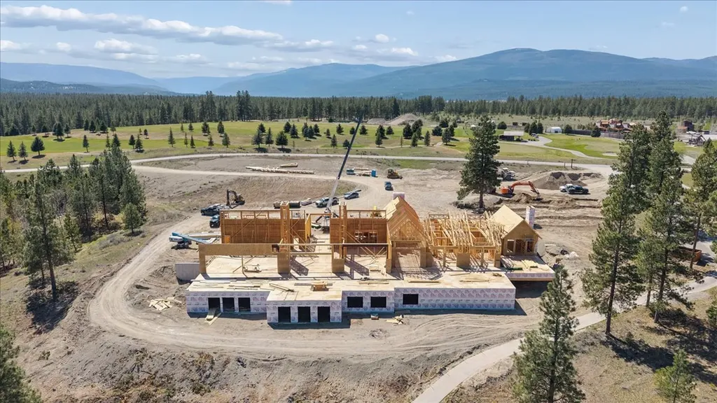 47 Cottage Lake Lane Eureka MT 59917