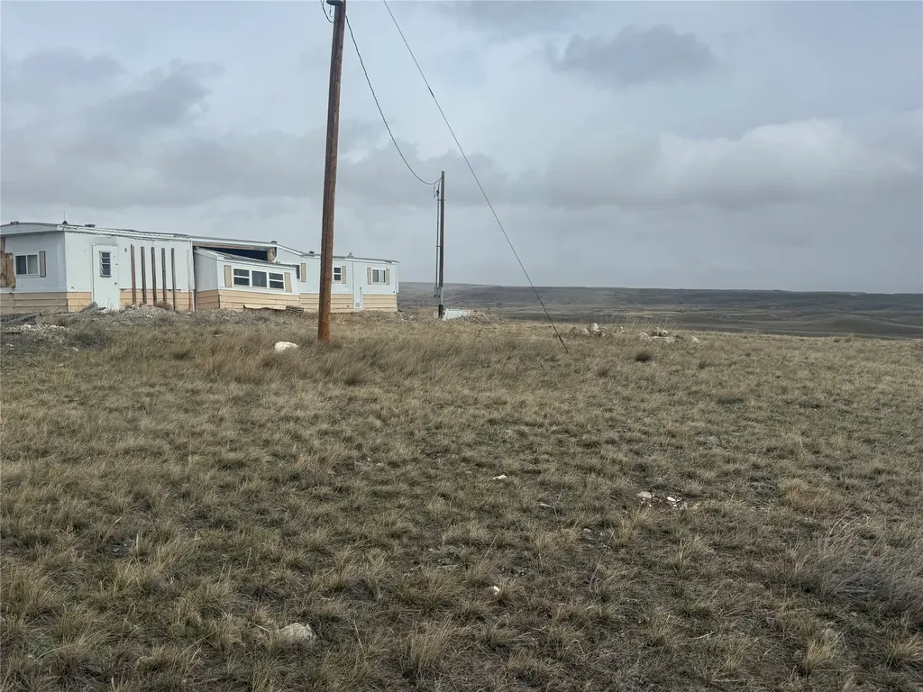 2273 E Pishkun Lane Augusta MT 59410