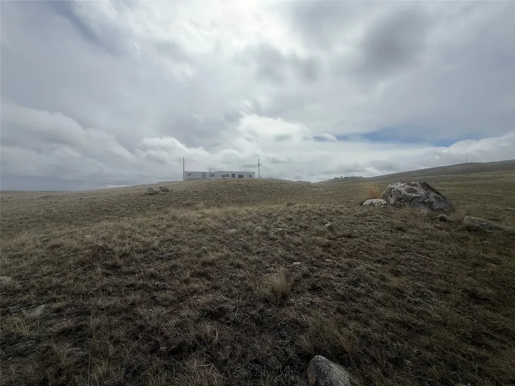 2273 E Pishkun Lane Augusta MT 59410
