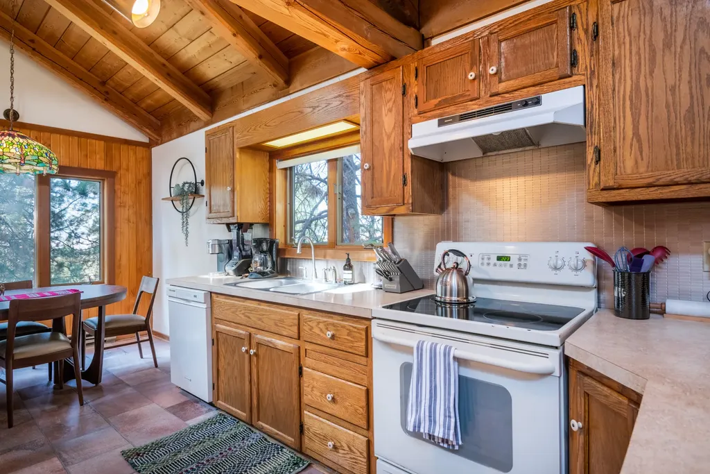 38712 Saint Marys Lake Road St Ignatius MT 59865