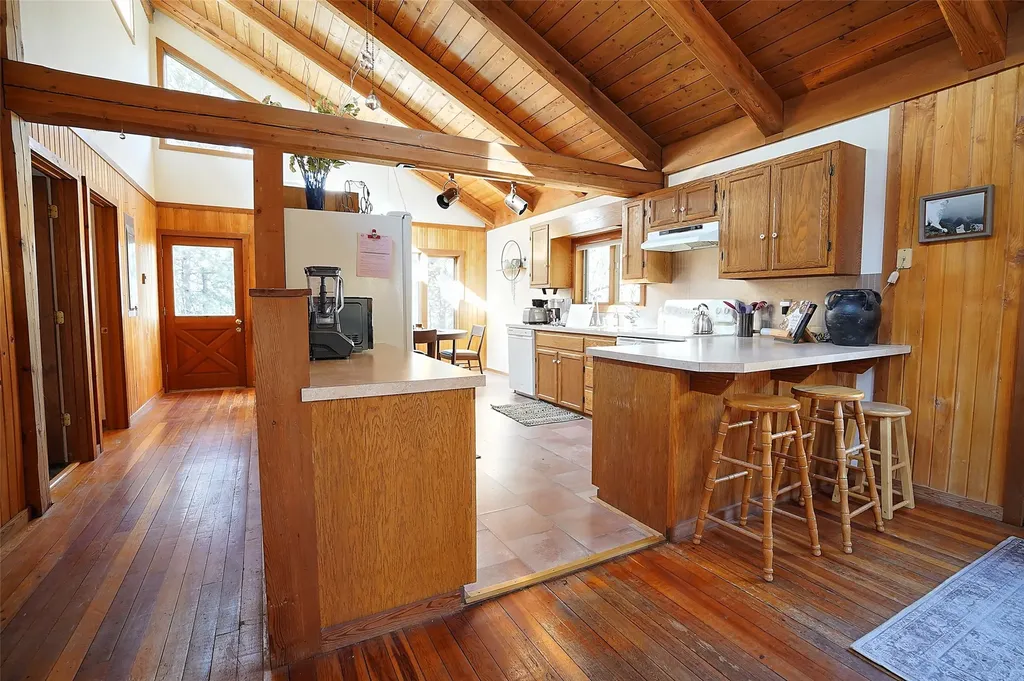 38712 Saint Marys Lake Road St Ignatius MT 59865